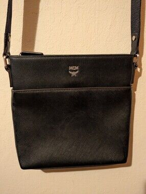 MCM Crossbody Black Leather Crossbody Bag In Excellent Condition!